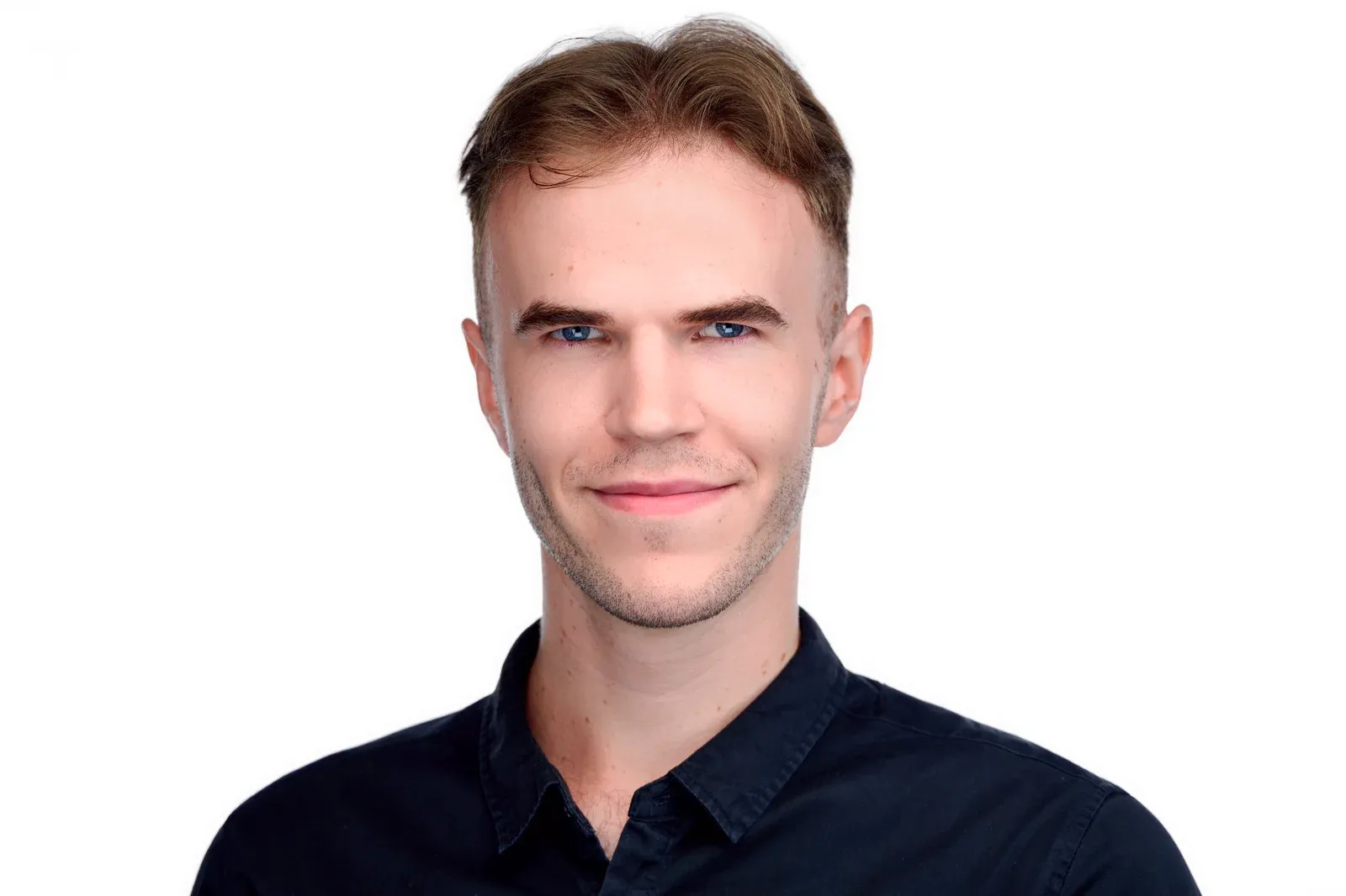 Adam Gonda — Młodszy prawnik, Kancelaria Kubiak i Wspólnicy