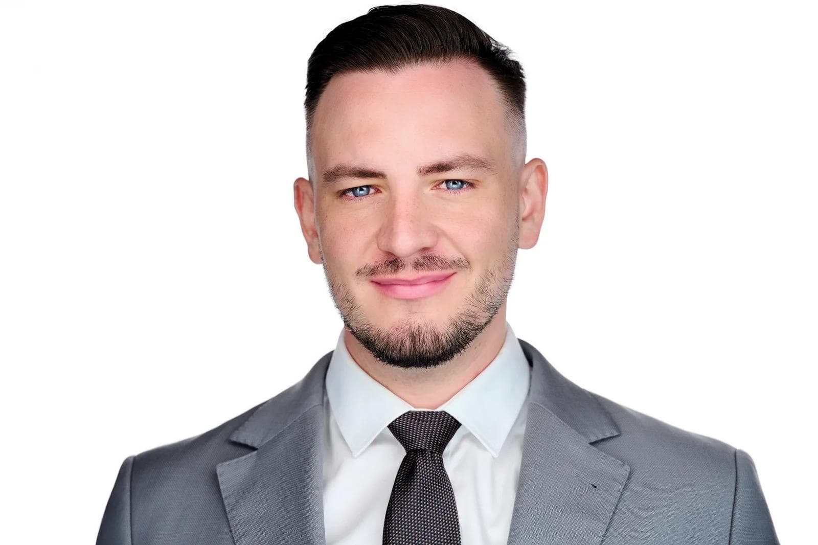 Wiktor Szymański — Radca prawny, Kancelaria Kubiak i Wspólnicy